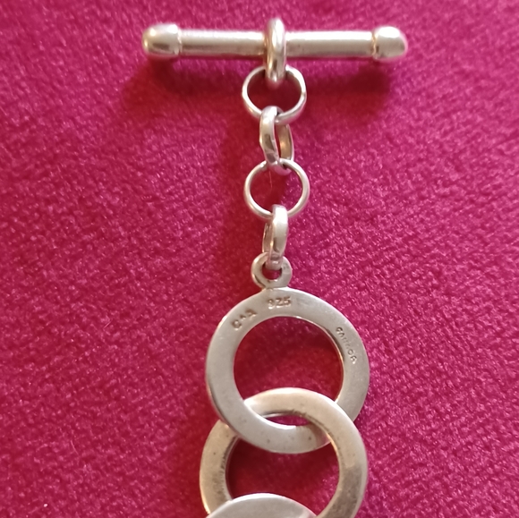 Toggle Flat Link Bracelet - Picture 6 of 12